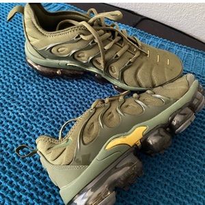 Men’s Rare Army Green Vapor Max